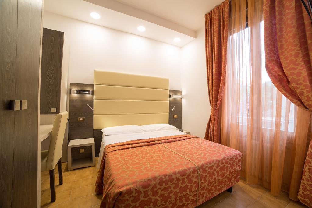Hotel Carancini Salsomaggiore Terme Bagian luar foto