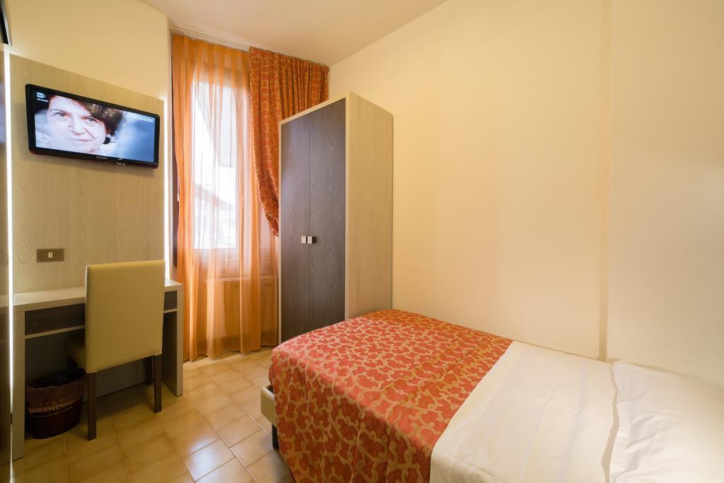 Hotel Carancini Salsomaggiore Terme Bagian luar foto