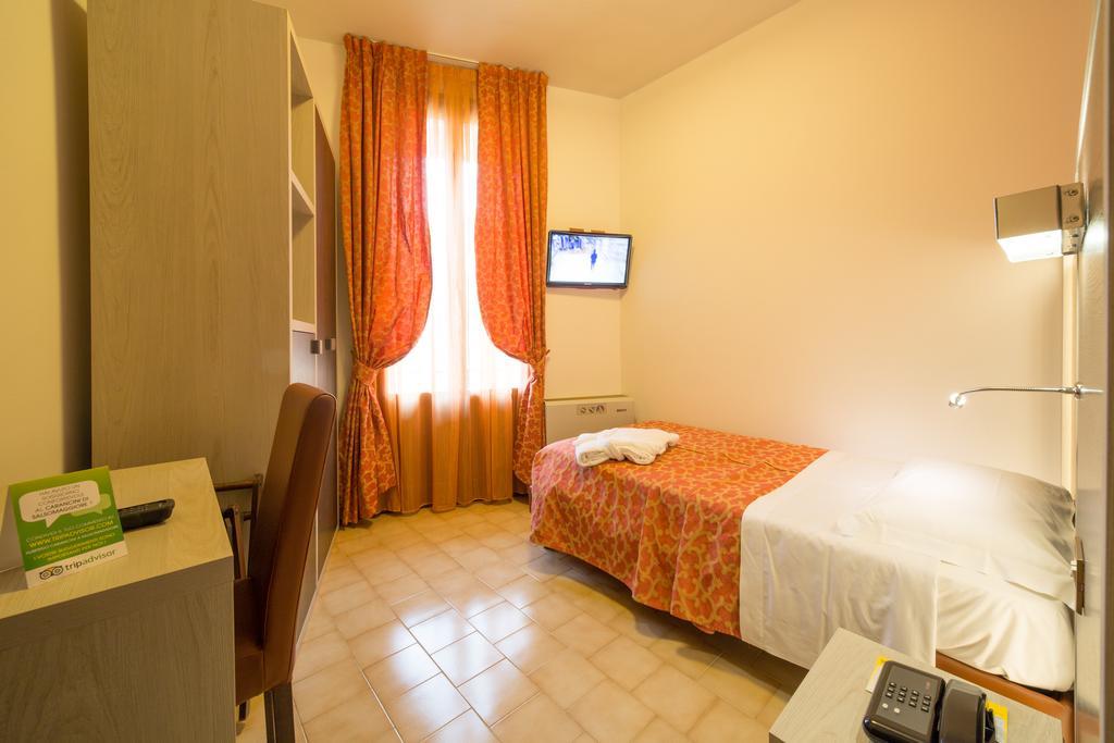 Hotel Carancini Salsomaggiore Terme Bagian luar foto