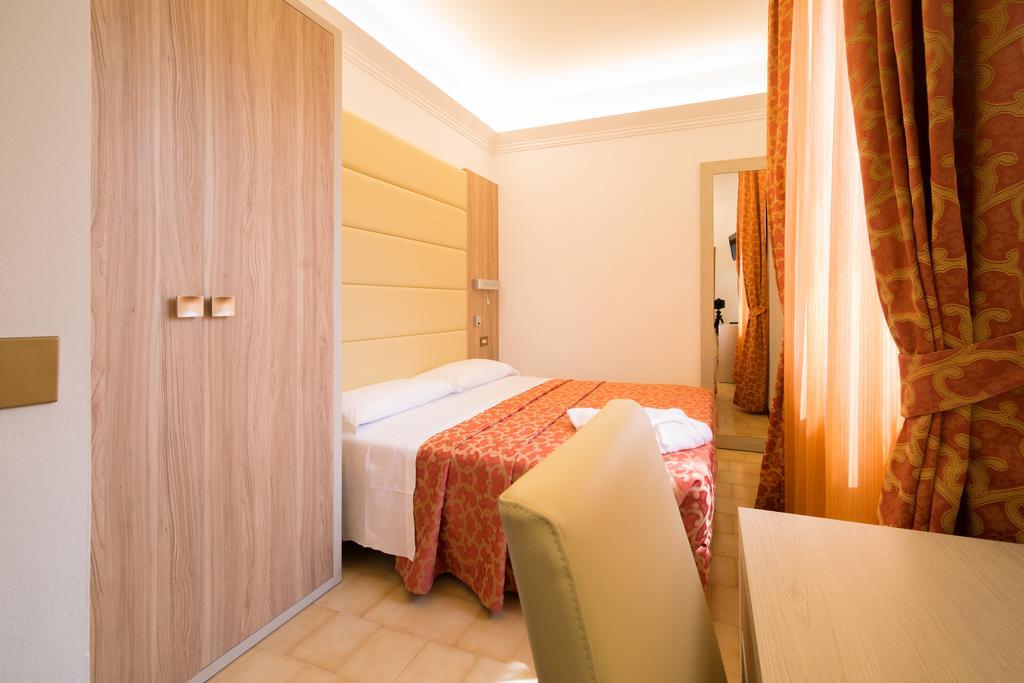 Hotel Carancini Salsomaggiore Terme Bagian luar foto